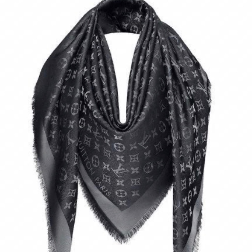 100% Authentic Louis Vuitton Monogram Shawl, Ref M75123